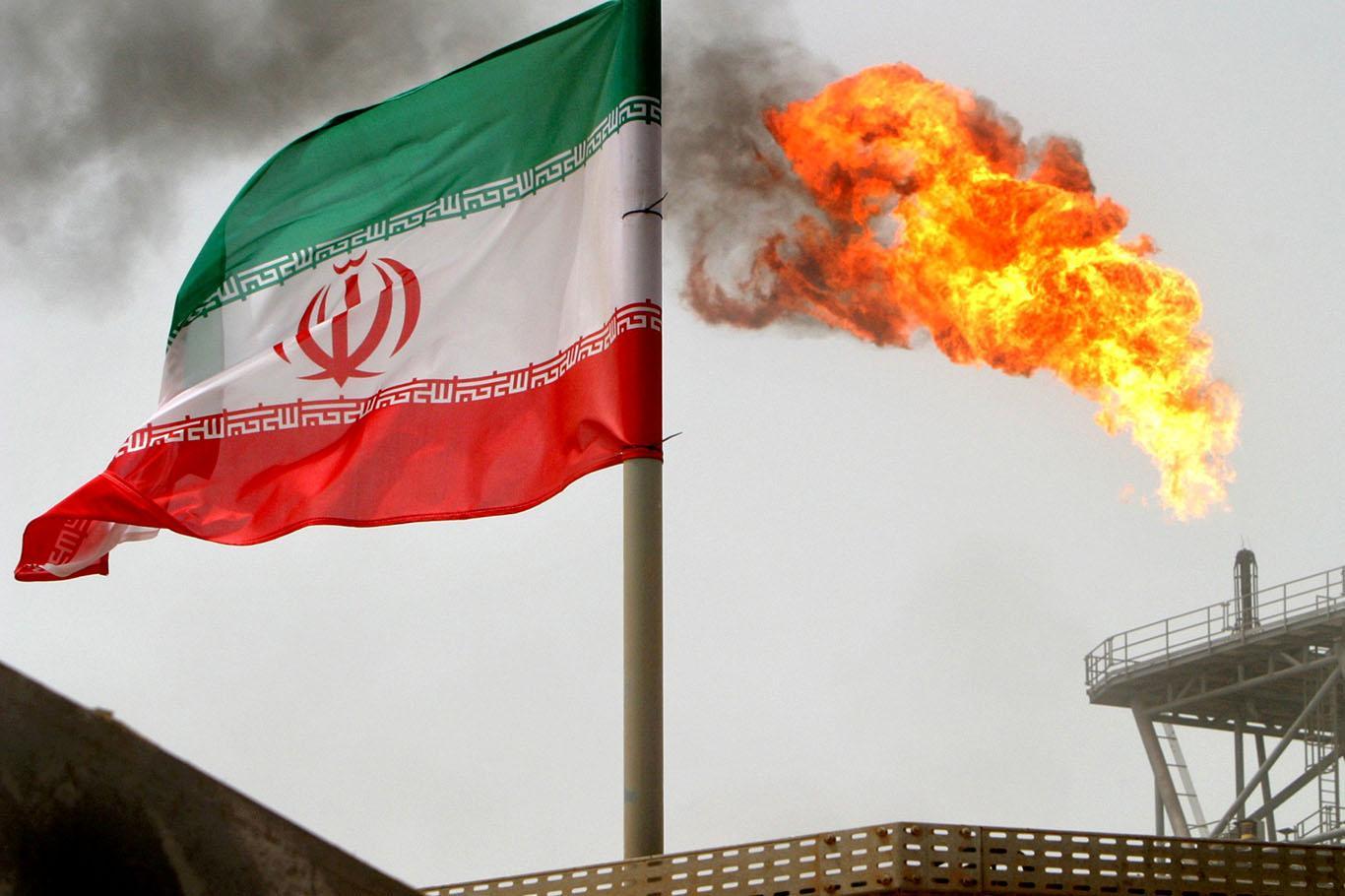 ABD'nin tek taraflı yaptırım kararları İran'ın petrol gelirlerini vurdu